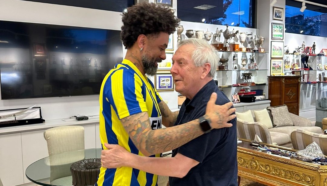 Benfica maçı için Türkiye geldi: Soluğu Aziz Yıldırım’ın yanında aldı