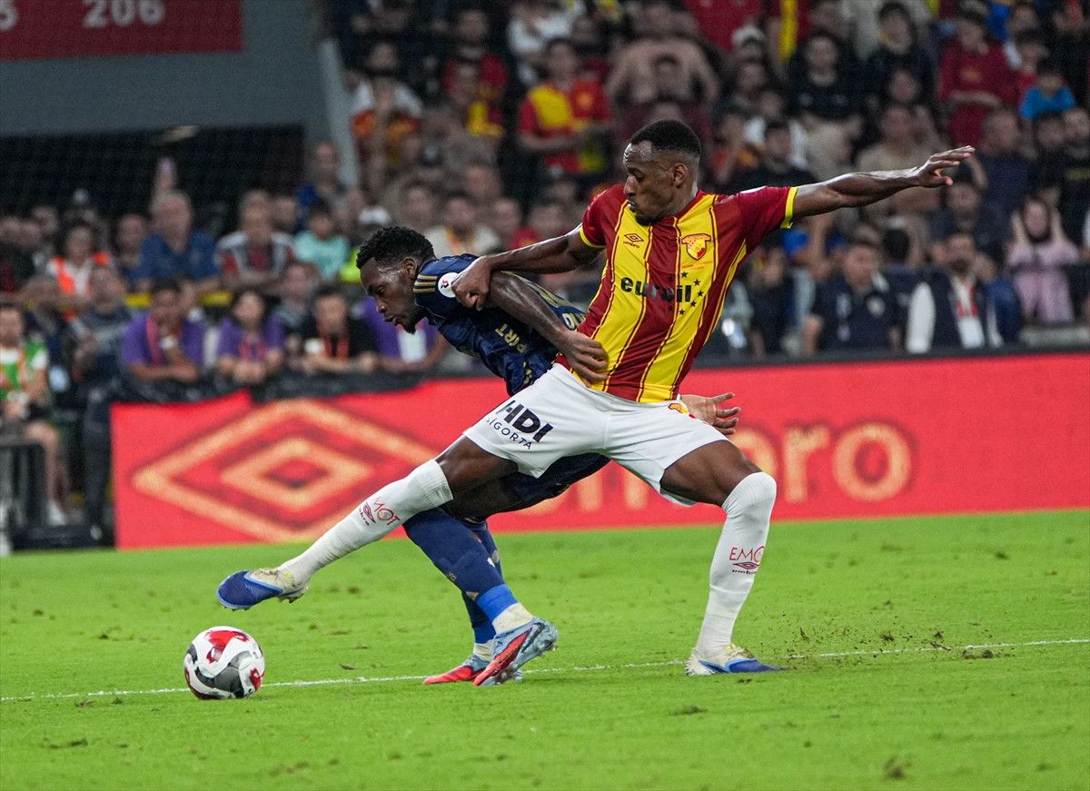 Fenerbahçe, Göztepe ile berabere kaldı