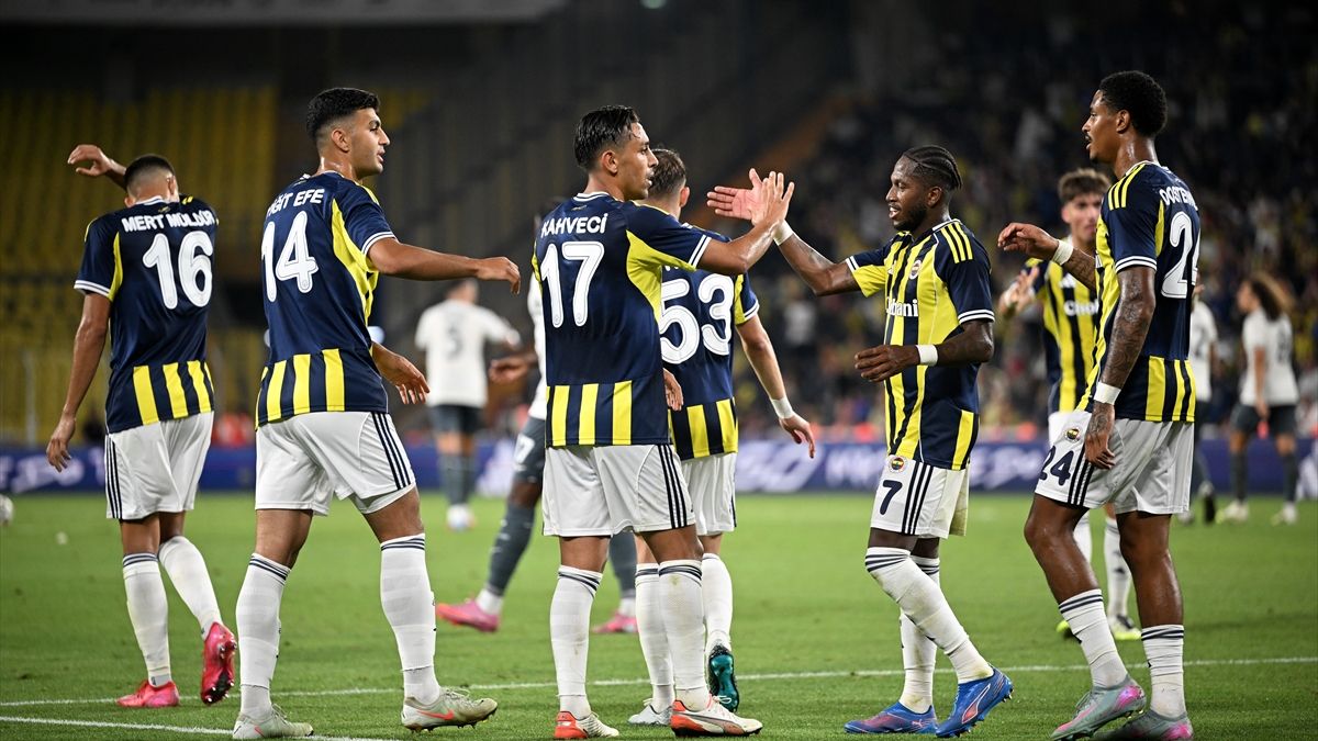 Feyenoord – Fenerbahçe – CANLI SKOR