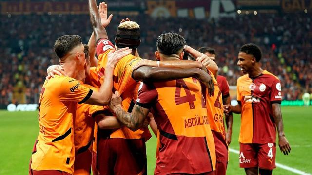 Galatasaray bir ilki başardı, rekor! Ezeli rakip Fenerbahçe’ye büyük fark
