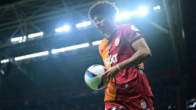 Galatasaray’ın yıldız oyuncusu Gabriel Sara’ya İngiliz devi Manchester United’dan teklif yolda! Cimbom 40 milyon euro talep etti…