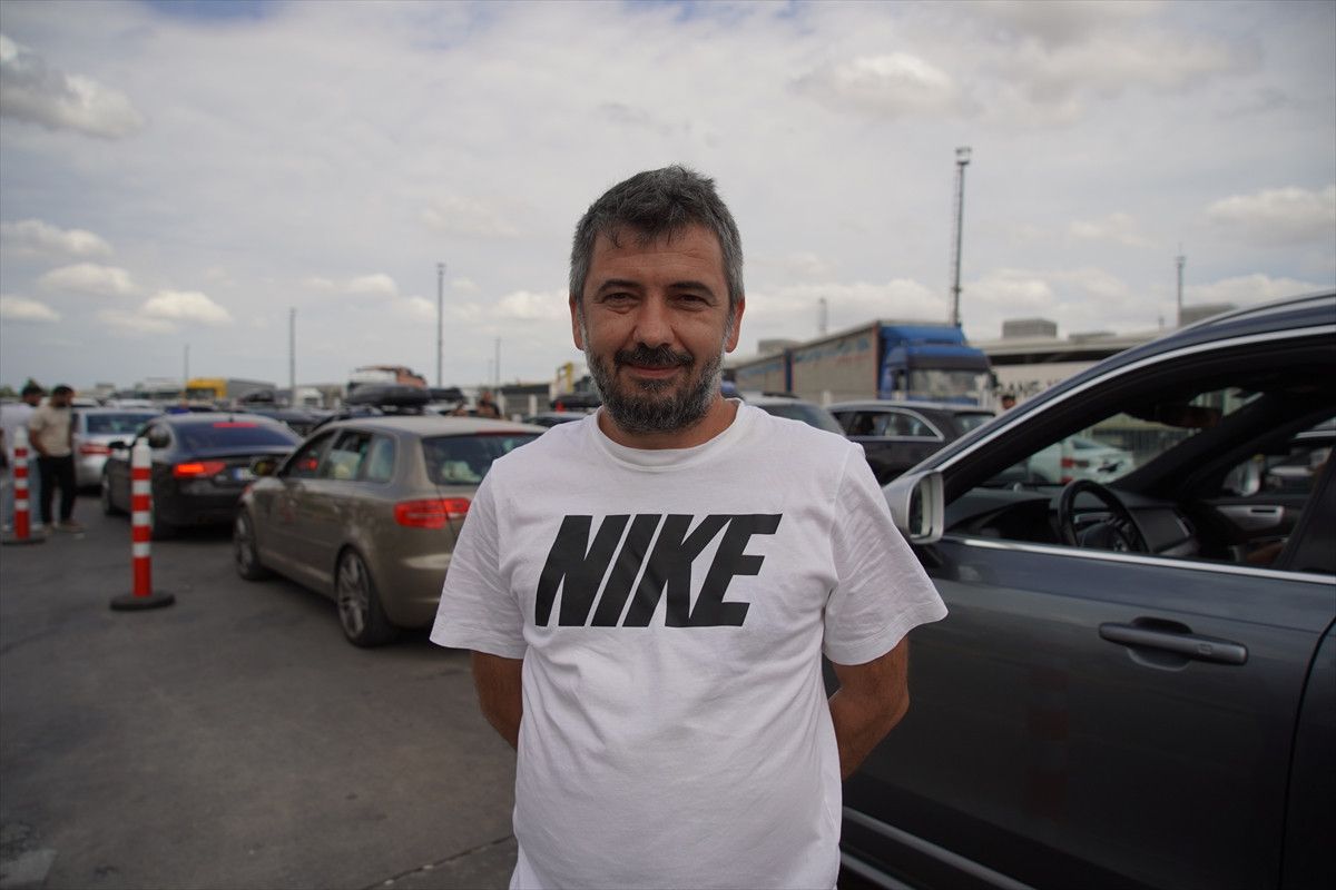 Gurbetçilerin dönüş yolculuğu sürüyor