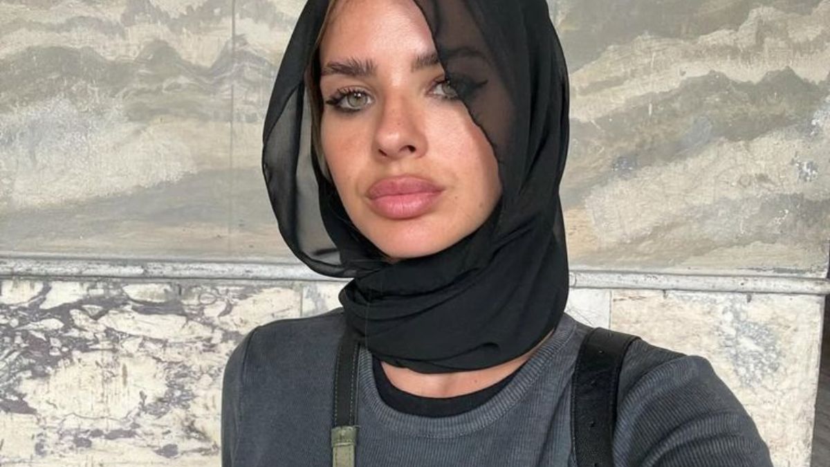 Icardi’nin sevgilisi Suarez, taktığı başörtüsü için eleştiren takipçisine yanıt verdi