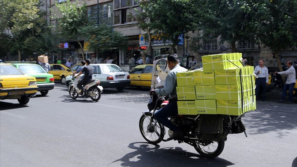 İranlı yetkili duyurdu: Hükümet, kadınlara motosiklet sürme serbestliği üzerinde çalışıyor