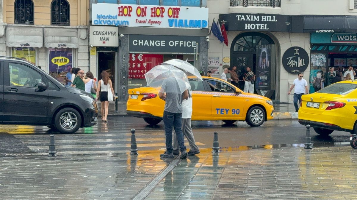 İstanbul’da yağmur etkisini gösterdi