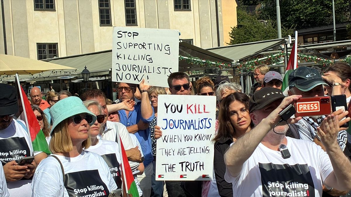 İsveç’te gazetecilerden Gazze’ye destek: İsrail protesto edildi