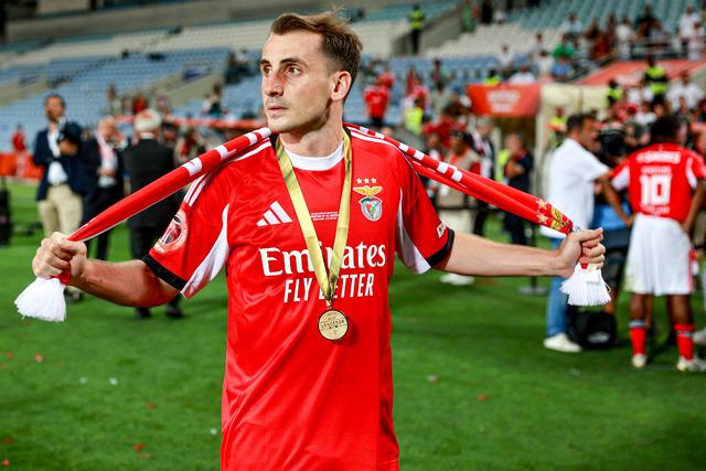 Portekiz Süper Kupası’nın sahibi Benfica! Kerem Aktürkoğlu 80 dakika sahada kaldı, yıldız isim ilk kupasını kazandı