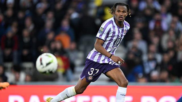 Süper Lig devi Beşiktaş Fransız ekibi Toulouse’un uçağı Yann Gboho ile ilgileniyor! Genç oyuncuya teklif bile yapıldı…