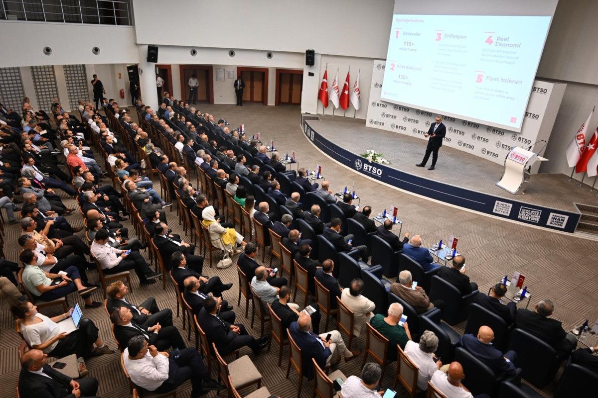 Fatih Karahan: Yıl sonu enflasyonun yüzde 29’un altına düşmesini bekliyoruz