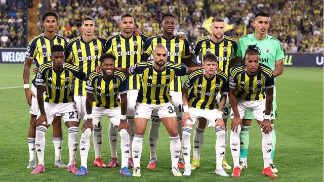 Fenerbahçe Sofyan Amrabat’ın İspanya Ligi ekiplerinden Real Betis’e transfer olduğunu duyurdu!