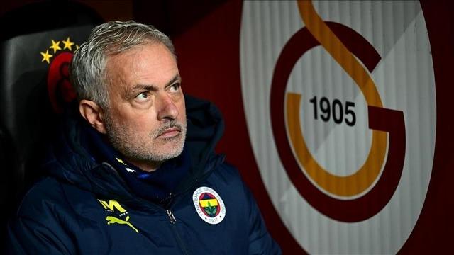 Fenerbahçe’den kovulmuştu! Jose Mourinho’dan sosyal medyada olay hareket! Sarı-Lacivertli camiayı çok kızdırdı…