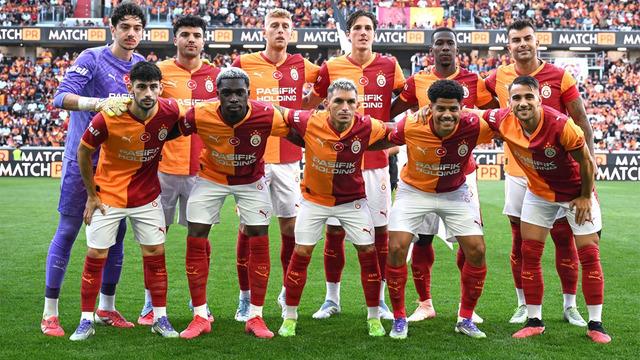 Galatasaray Carlos Cuesta ile yollarını ayırdı! Kolombiyalı oyuncu Brezilya Ligi ekiplerinden Vasco Da Gama’ya gitti…