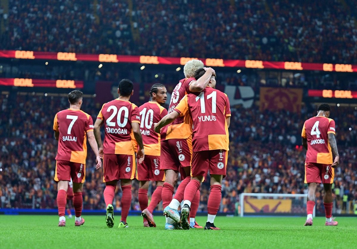 Galatasaray, Konyaspor’u üç golle geçti