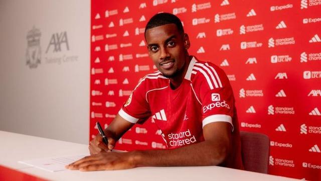 İngiltere Premier Lig’de yok artık dedirten transfer! Liverpool Alexander Isak’ı açıkladı, görenler ödenen bonservise inanamadı