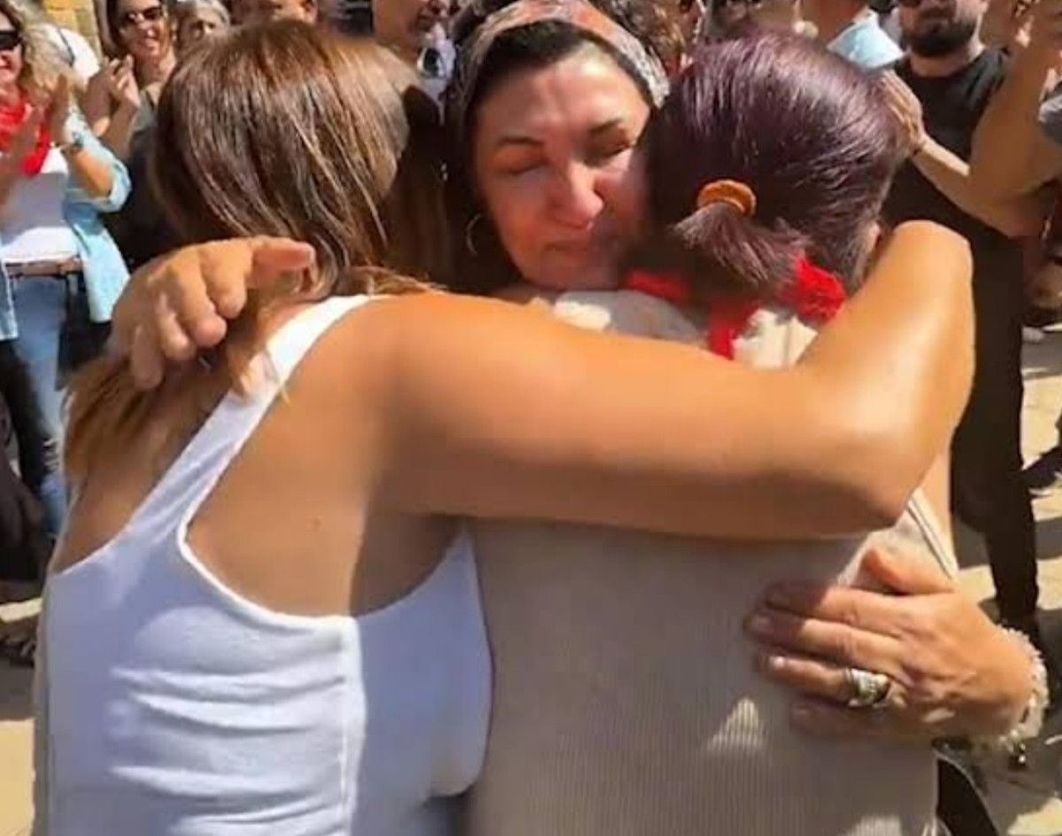 KKTC’de liselerde başörtüsünü serbest bırakan tüzük iptal edildi
