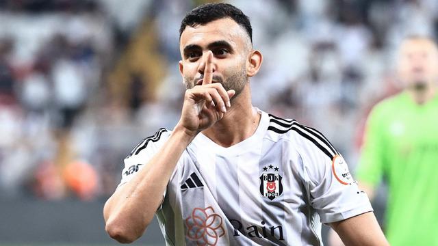Rachid Ghezzal’dan herkesi şaşırtan hamle! Futbolu bırakacak derken Fransız devine transfer oldu