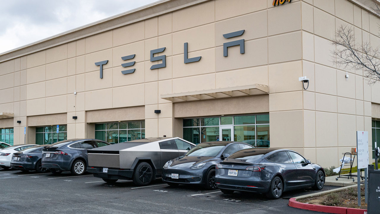 Rakipler Tesla’yı zorluyor: ABD pazar payı 8 yılın en düşüğünde
