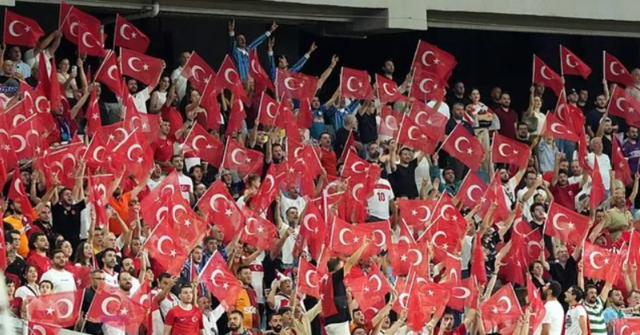 Türkiye-İspanya maçının sınırlı sayıda bileti satışa sunulacak