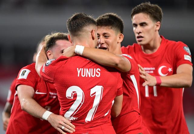 Türkiye’nin tarihi güzellikleri milli takım paylaşımlarında