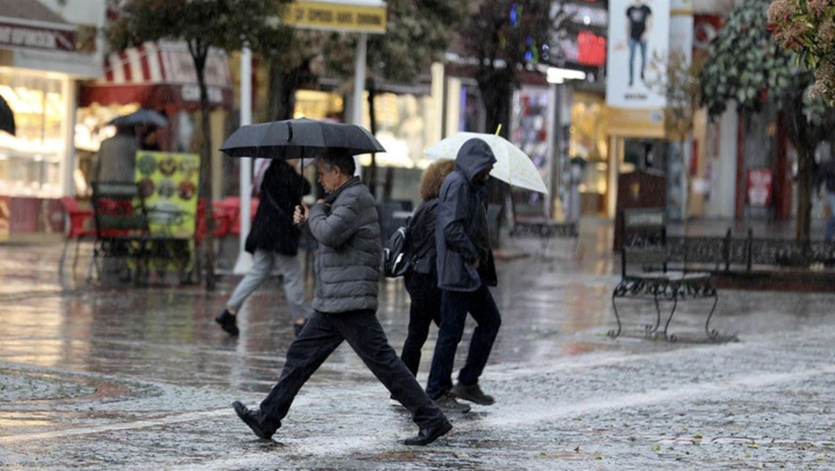 Balkanlar’dan gelen ‘Karambol’ etkisi: Yağış, fırtına ve soğuk hava dalgası kapıda