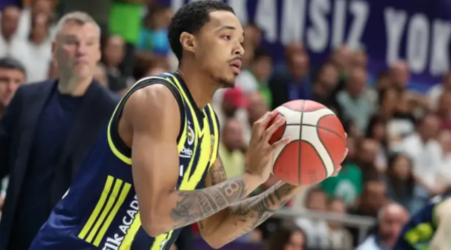 Fenerbahçe Beko’da Brandon Boston’ın “sol ayak bileğinde 1. derece yaralanma” tespit edildi