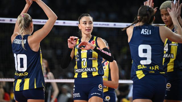 Fenerbahçe Medicana, geri dönerek Şampiyonlar Kupası’nda şampiyon!