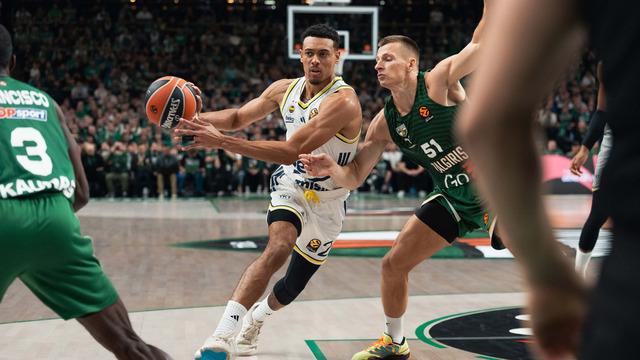 Fenerbahçe Zalgiris deplasmanında kayıp!