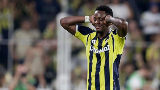 Fenerbahçe’nin golcü oyuncusu Jhon Duran’ın sözleşmesi için inanılmaz iddia! Özel sözleşme yapılmış…