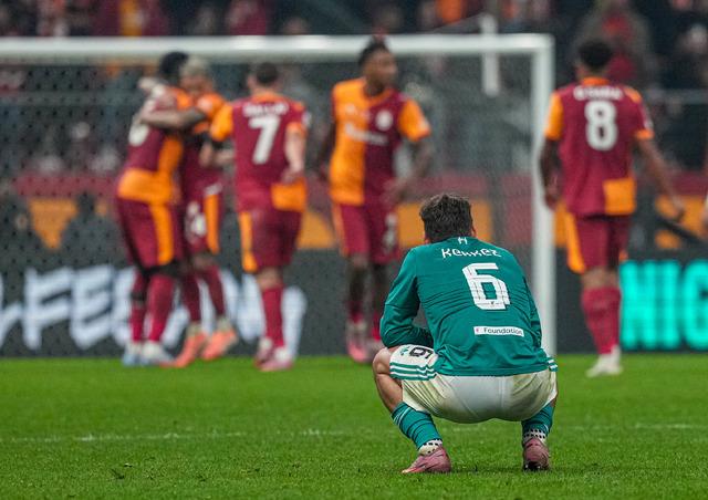 Galatasaray’ın tarihi Liverpool galibiyeti için övgü dolu sözler! Spor yazarları Şampiyonlar Ligi’ndeki müthiş oyunu öve öve bitiremedi: Haddini bilmedi, bildirdi!