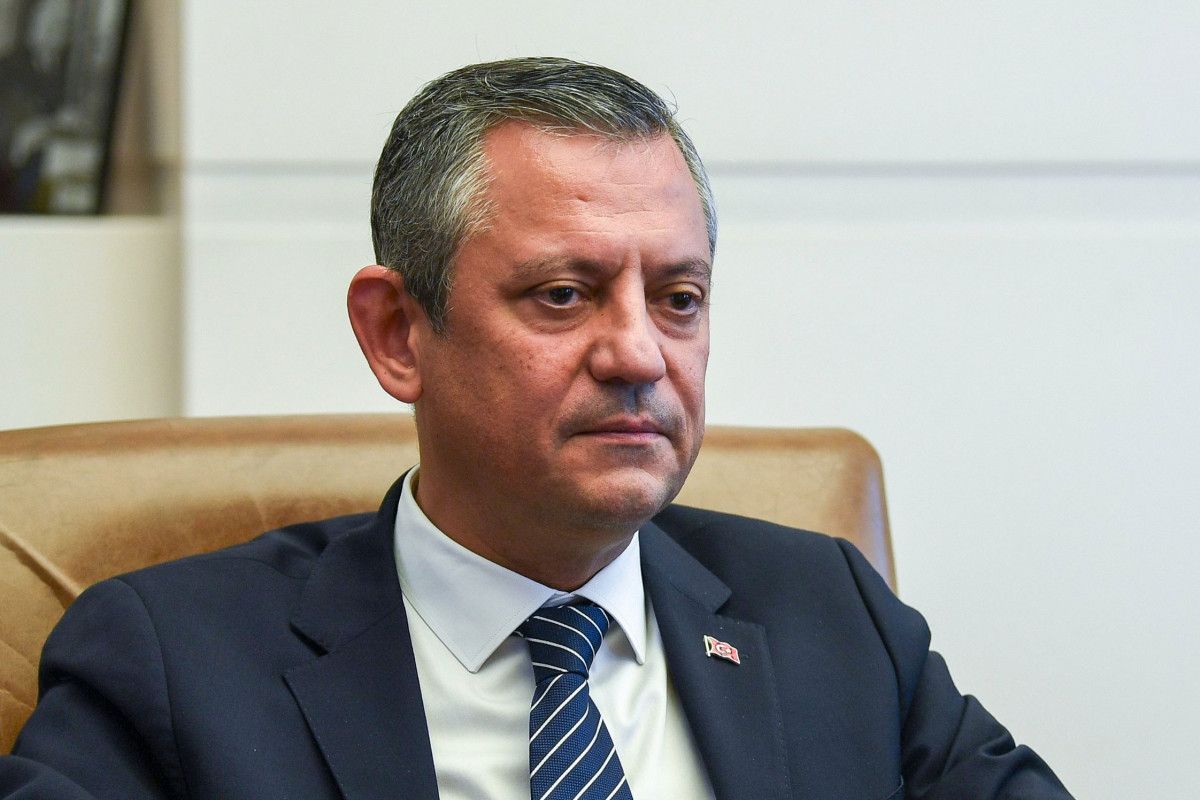 Özgür Özel yine Türkiye’yi bu kez İsviçre’de şikayet etti