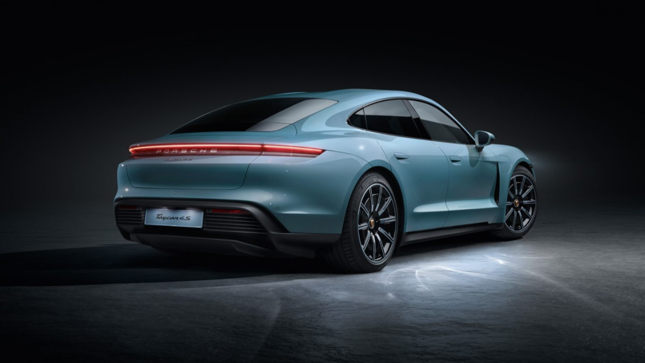 Porsche’den elektrikli araç macerasında U dönüşü