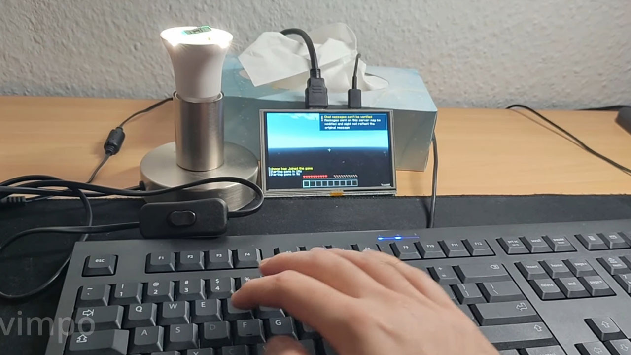 276 KB RAM’li akıllı ampul, nasıl bir oyun sunucusuna dönüştü?