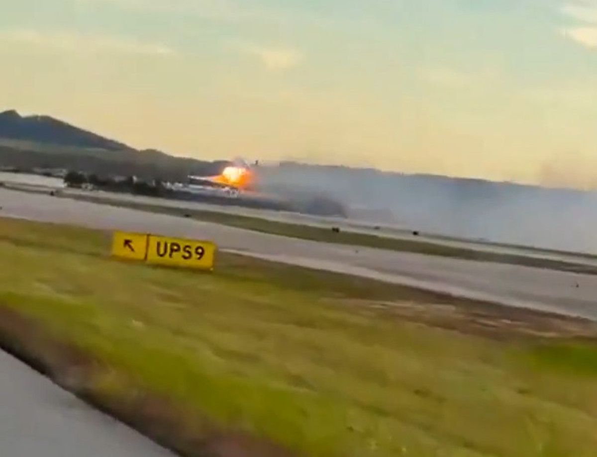 ABD’de kargo uçağı düştü: 7 ölü, 11 yaralı