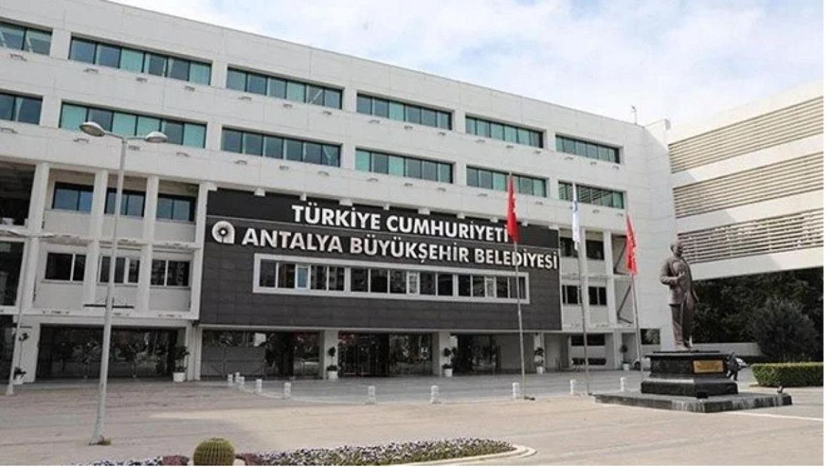 Antalya Büyükşehir Belediyesi’ne rüşvet soruşturmasında yeni gözaltılar