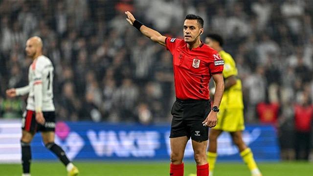 Beşiktaş-Fenerbahçe derbisinin VAR kayıtları ortaya çıktı! Orkun Kökçü’nün kırmızı kart pozisyonuna dair hakem yorumları belli oldu