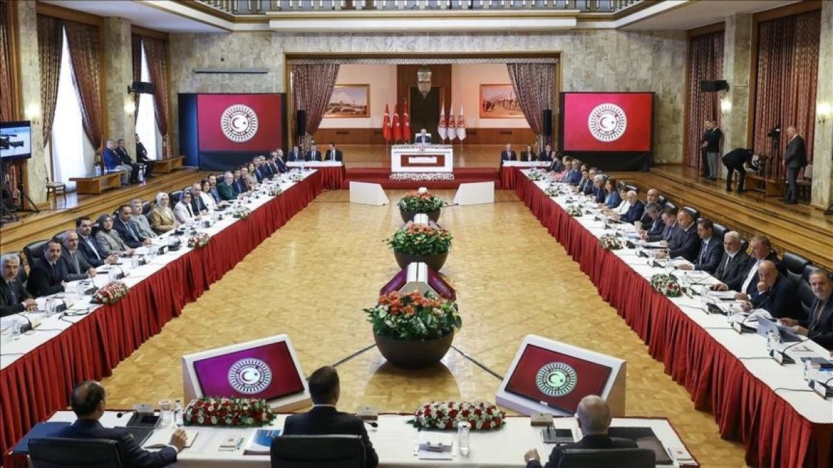 CHP, İmralı kararını açıkladı: Üye vermeyecekler