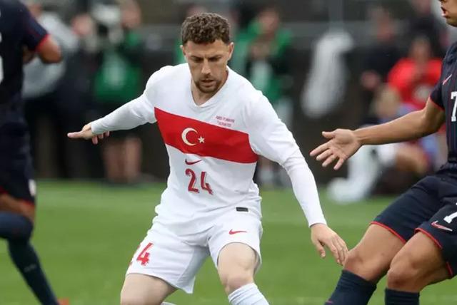 Eren Elmalı’nın yerine A Milli Futbol Takımı aday kadrosuna Mustafa Eskihellaç çağrıldı