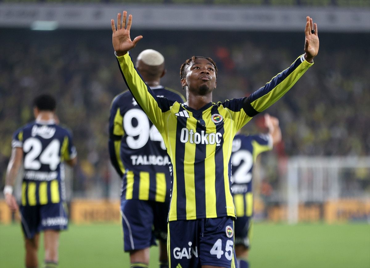 Fenerbahçe, Kayserispor karşısında 4 golle güldü