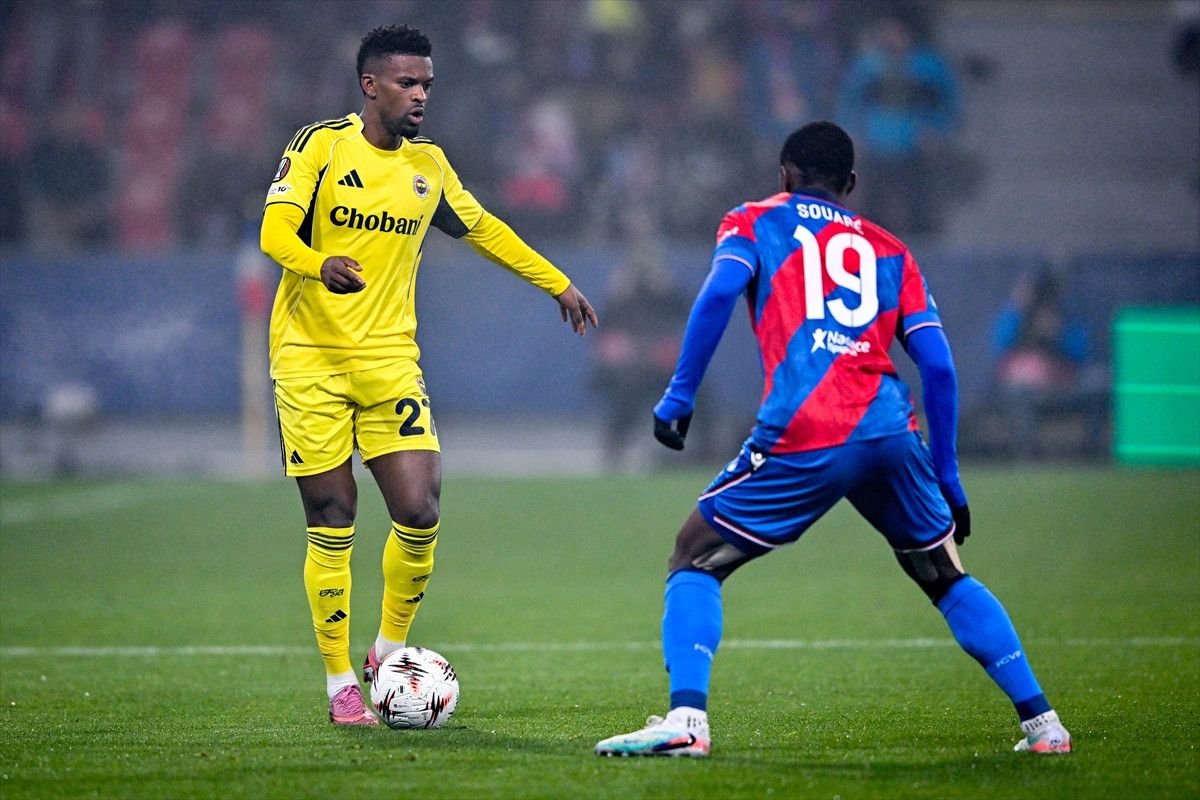 Fenerbahçe, Viktoria Plzen ile berabere kaldı