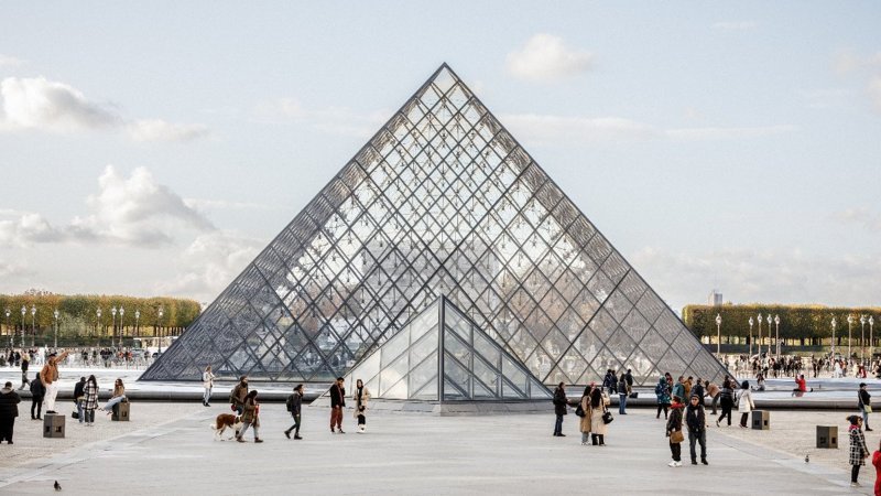 Fransa’da Louvre Müzesi soygununa ilişkin 4 şüpheli daha tutuklandı
