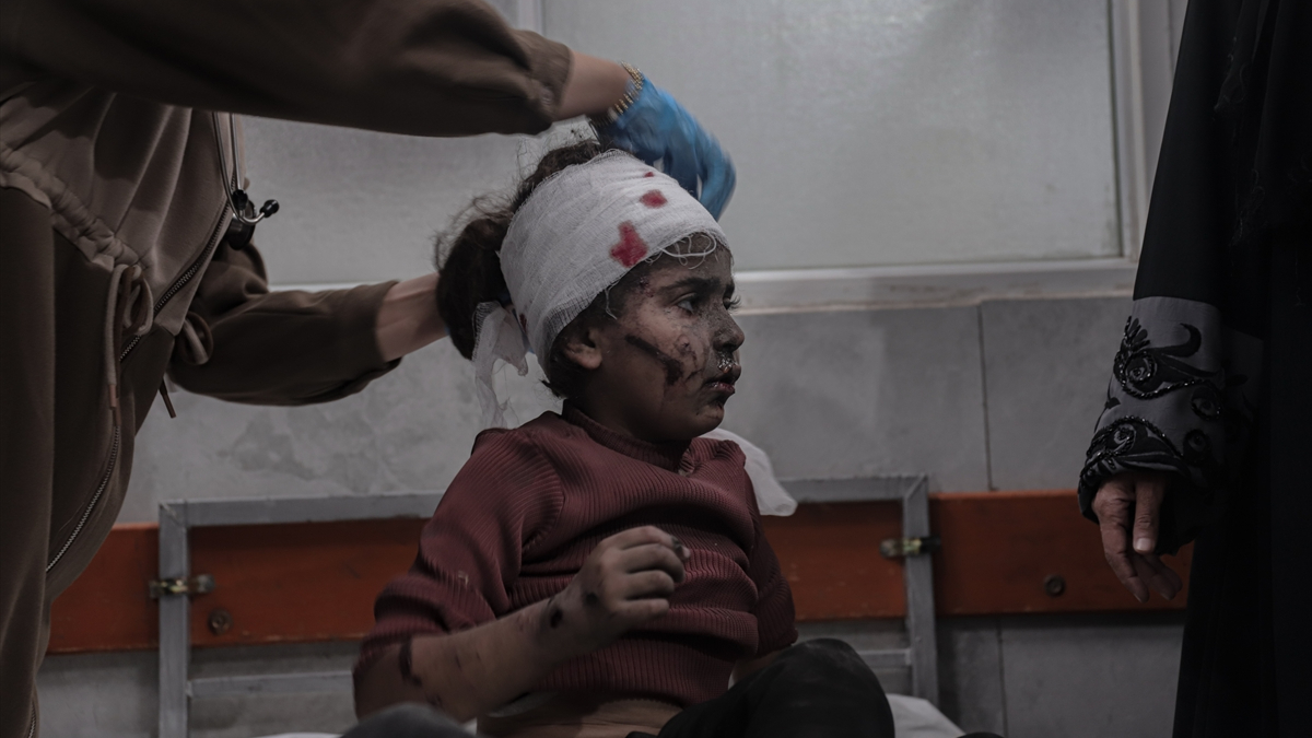 İsrail ateşkes dinlemiyor: Bombalanan Gazze’de yine çocuklar katledildi