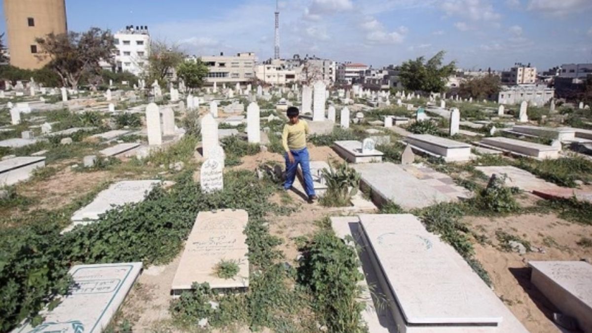İsrailliler, Kudüs’te Fislitinlilere ait Babu’r Rahme Mezarlığına saldırdı