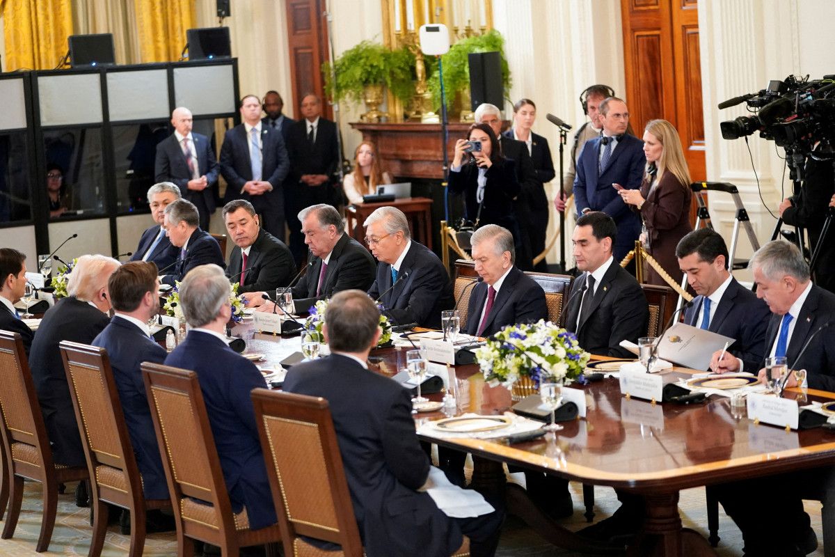 Kazakistan İsrail ile normalleşme anlaşması imzaladı: Tokayev, Trump’ı övdü